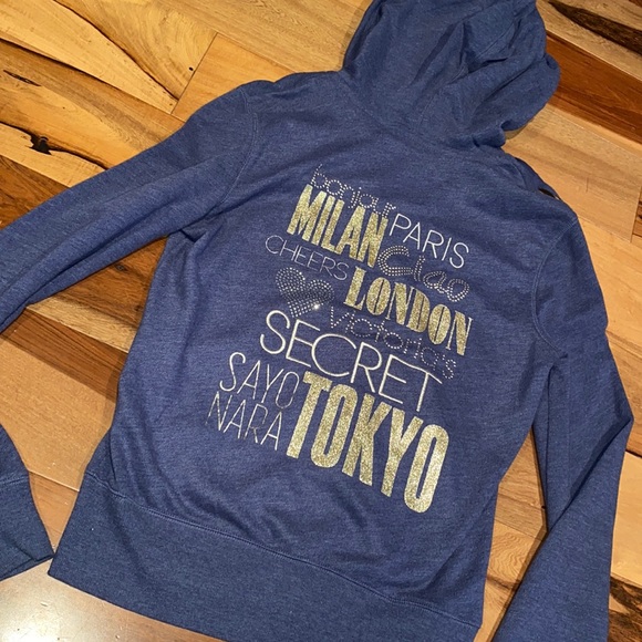 PINK Victoria's Secret Tops - NWOT~VICTORIAS SECRET SUPERMODEL ESSENTIALS~RARE RHINESTONE ZIP UP~WOMENS SMALL